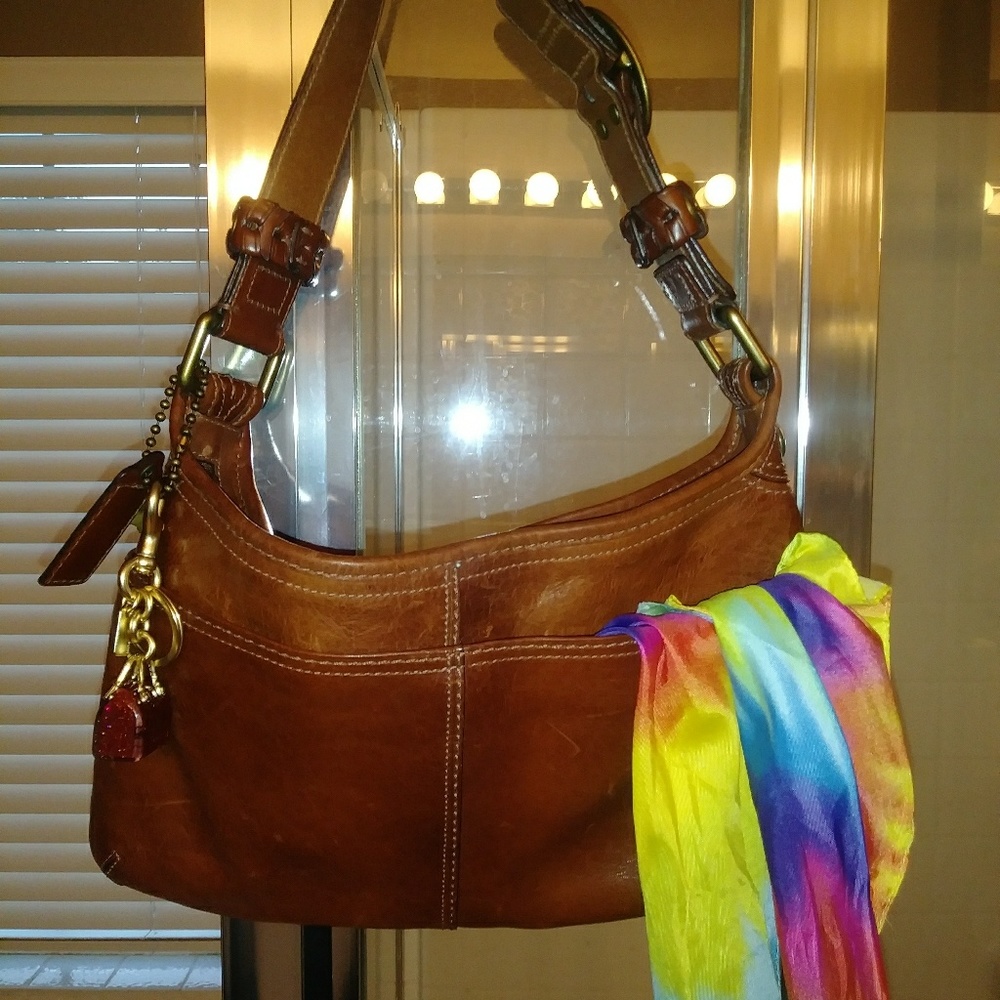 VINTAGE COACH SHOULDER